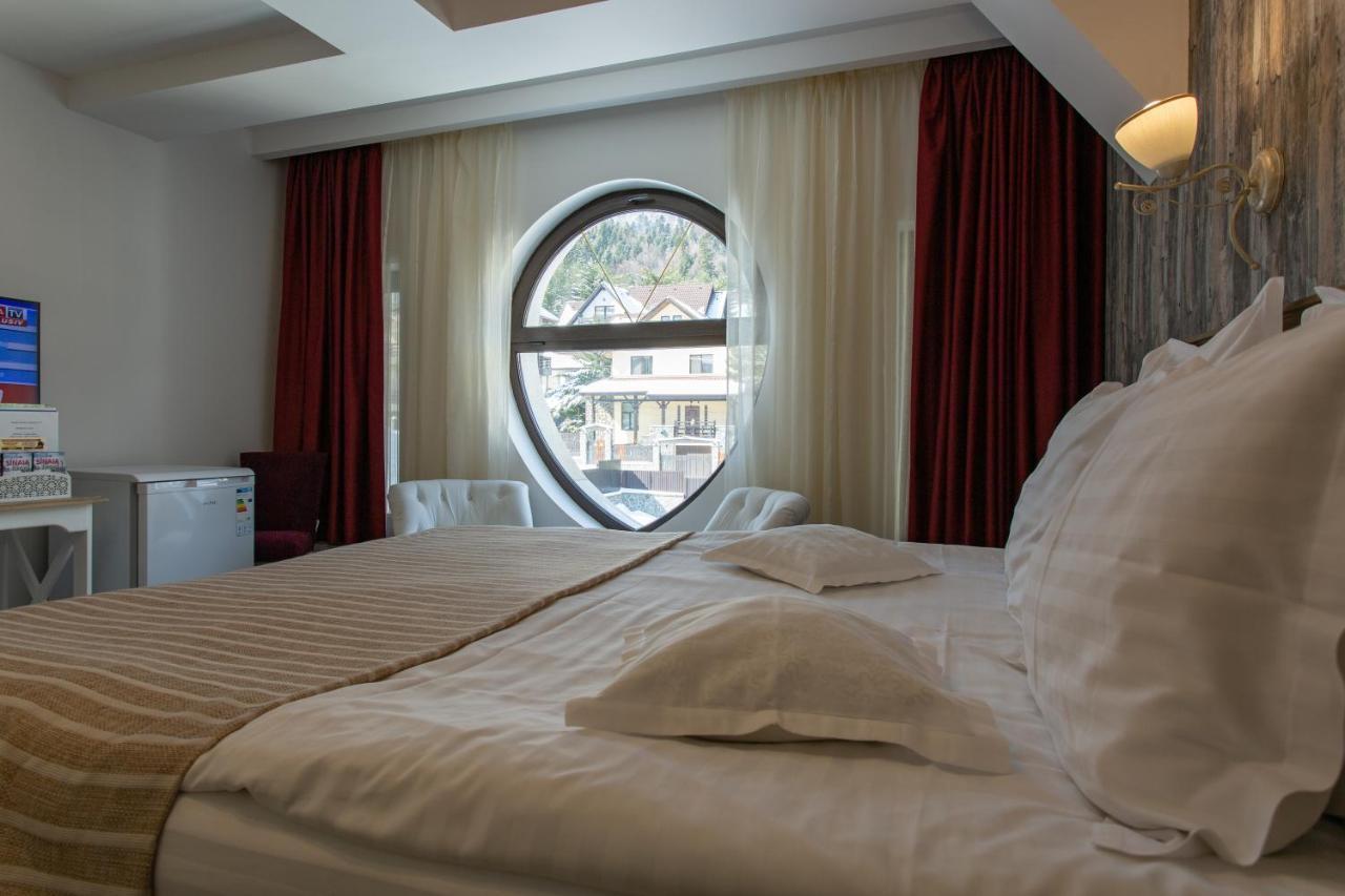 סינאיה Pensiunea Carmen'S Mansion B מראה חיצוני תמונה